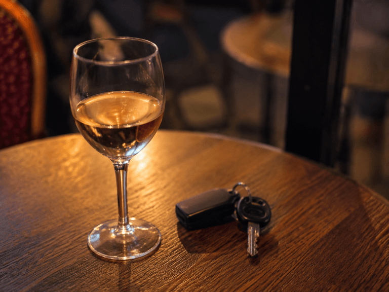 Alcoolémie et assurance auto : ce que vous risquez vraiment